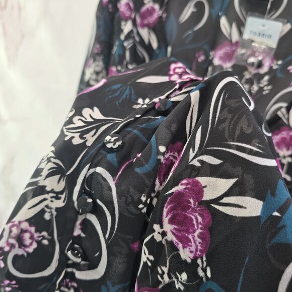 Torrid Shirt Womens 3X 3 Blouse Black Purple Floral Sheer Topper Flared Sleeve - Picture 8 of 10
